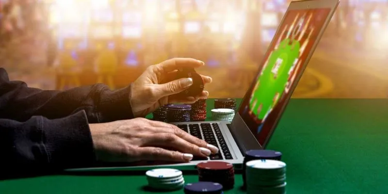 Tìm hiểu cách chơi Poker thắng lớn cho newbie